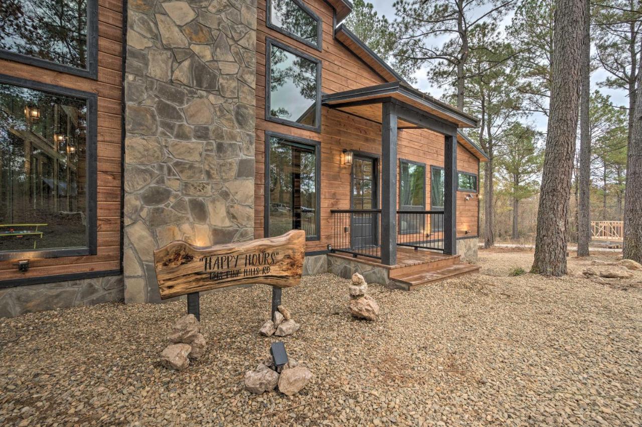 Luxury Cabin In The Woods With Hot Tub And Yard Games! Broken Bow Zewnętrze zdjęcie
