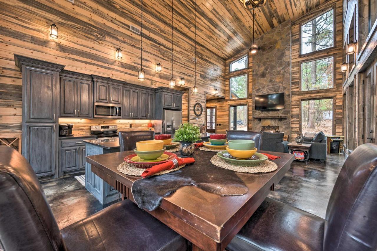 Luxury Cabin In The Woods With Hot Tub And Yard Games! Broken Bow Zewnętrze zdjęcie
