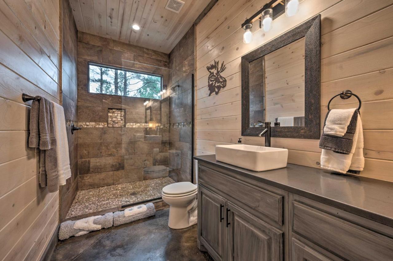 Luxury Cabin In The Woods With Hot Tub And Yard Games! Broken Bow Zewnętrze zdjęcie