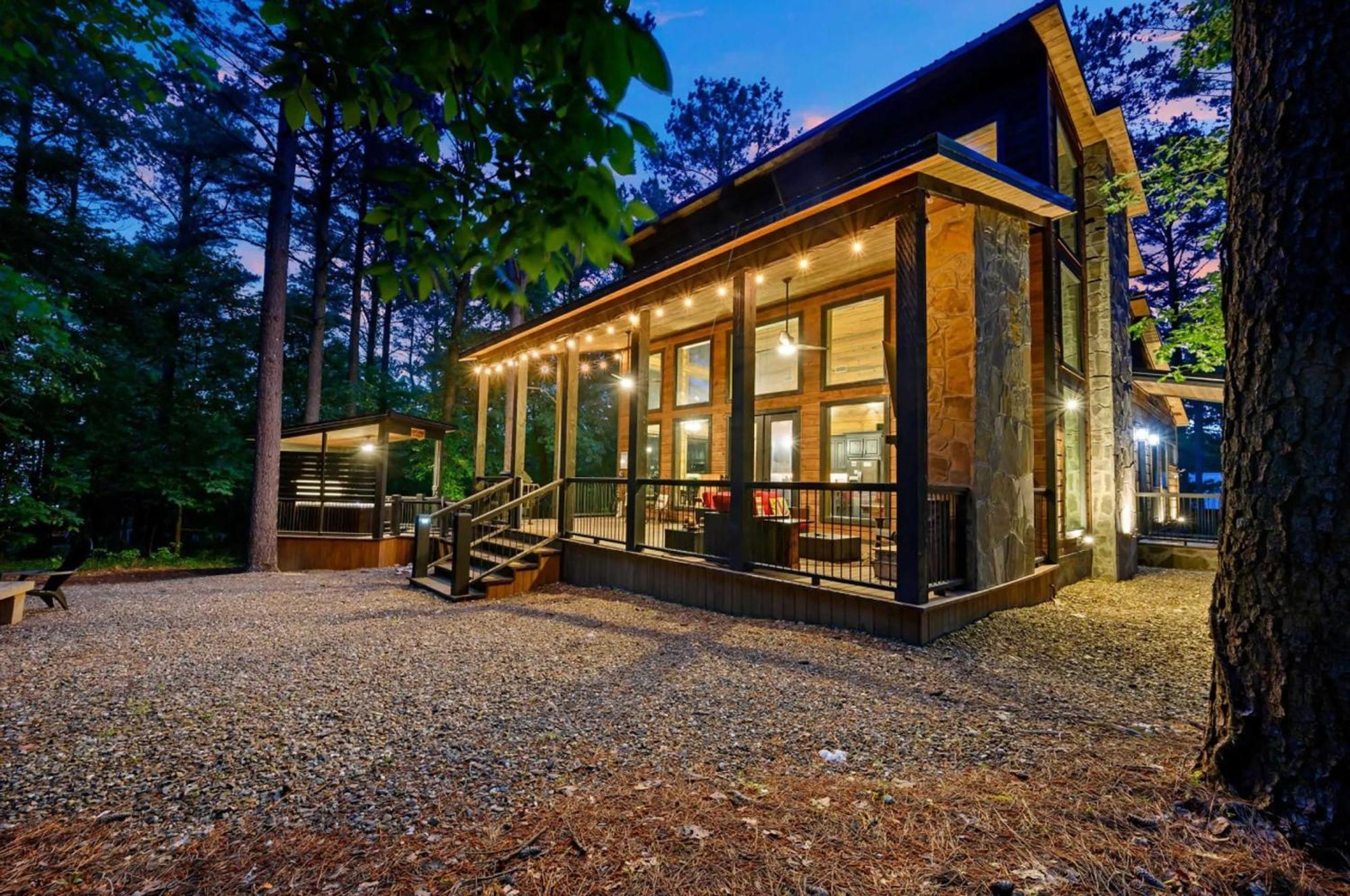 Luxury Cabin In The Woods With Hot Tub And Yard Games! Broken Bow Zewnętrze zdjęcie
